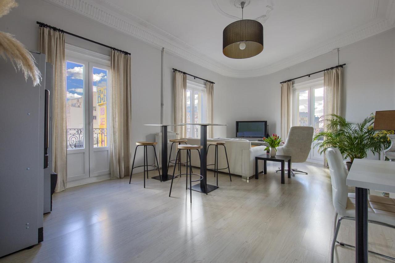 Hostal Besaya Madrid Eksteriør billede
