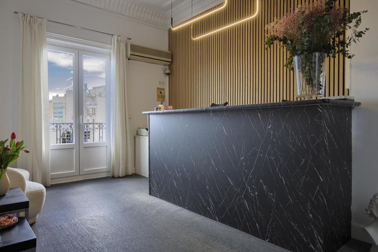 Hostal Besaya Madrid Eksteriør billede