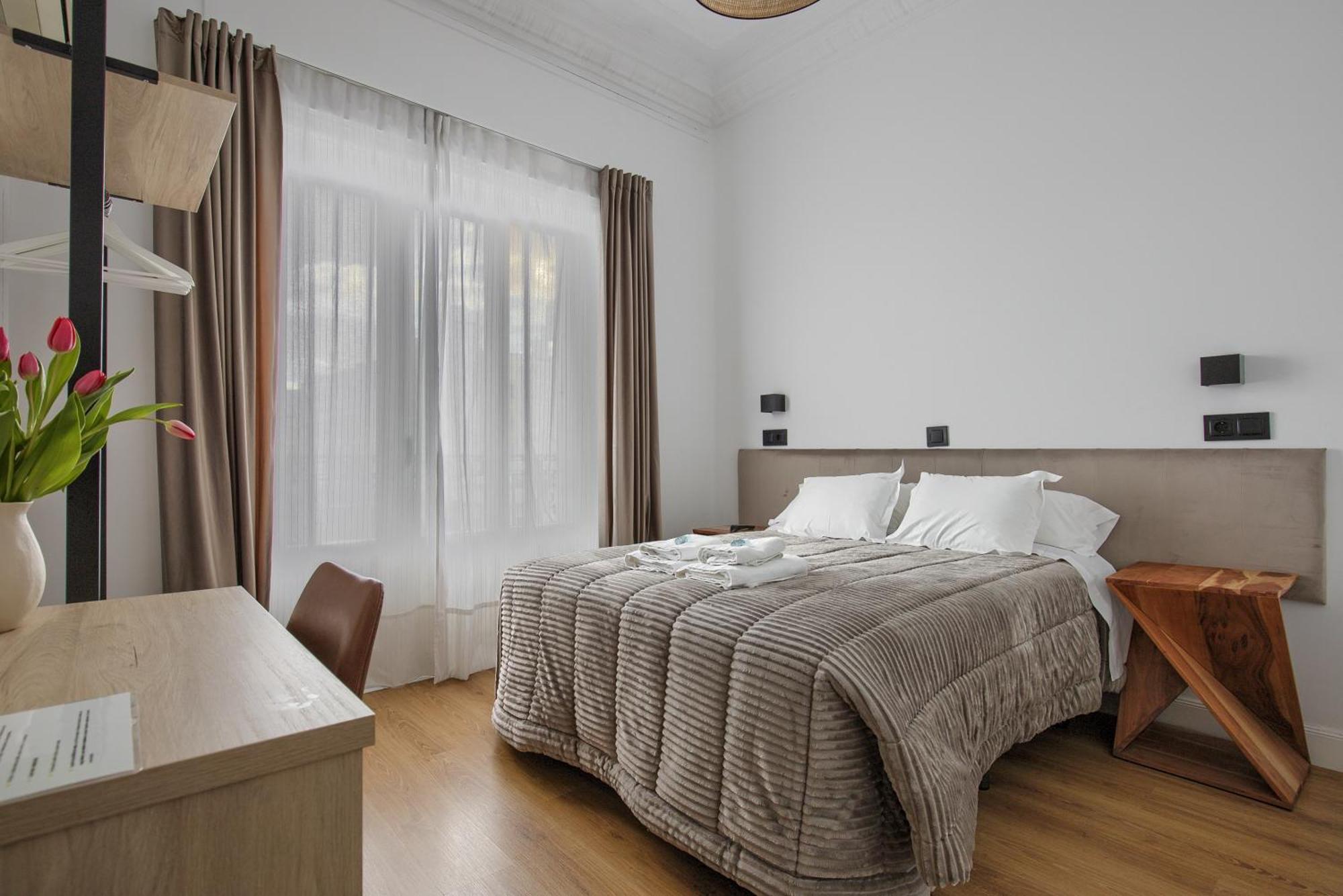 Hostal Besaya Madrid Eksteriør billede