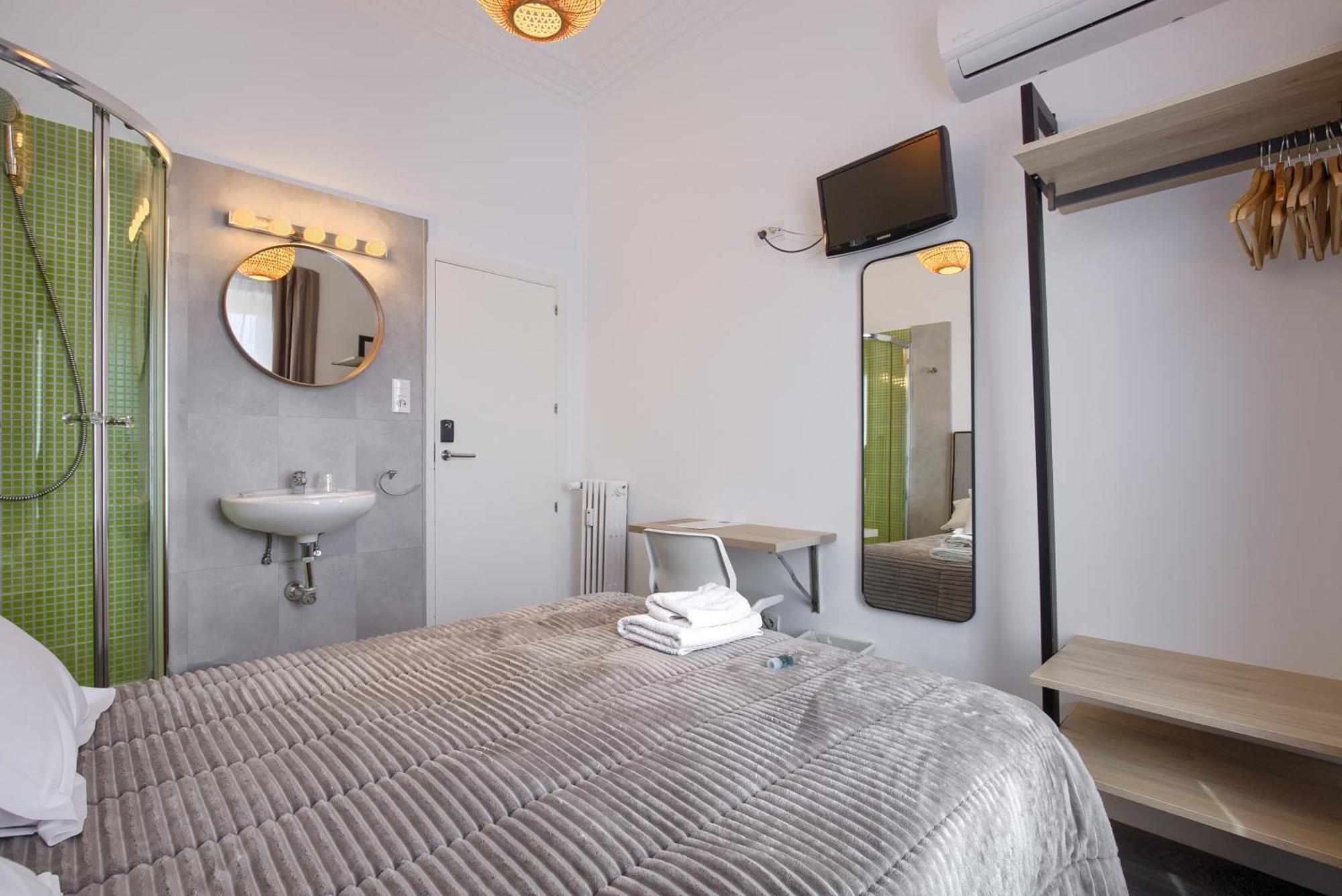 Hostal Besaya Madrid Eksteriør billede