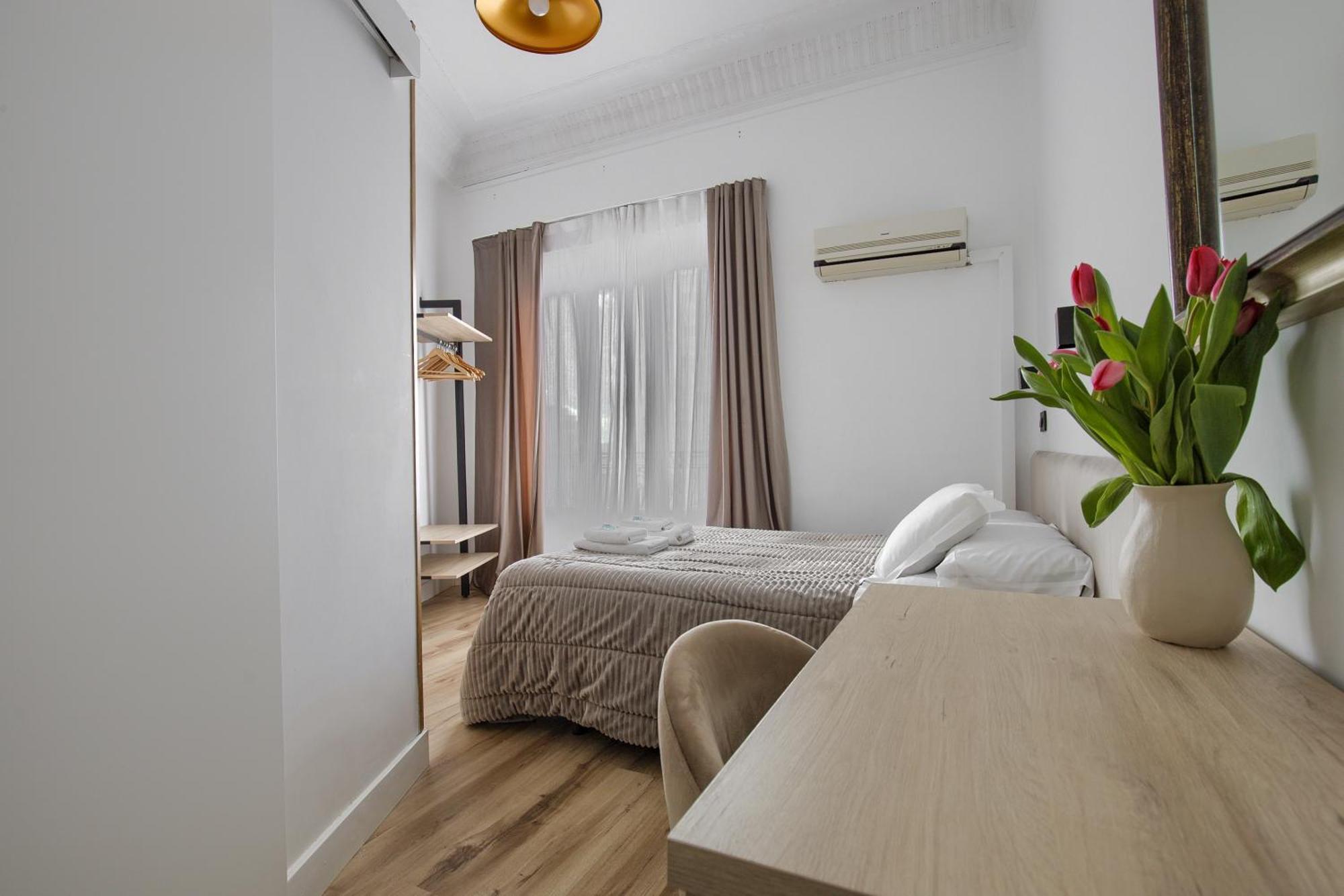 Hostal Besaya Madrid Eksteriør billede